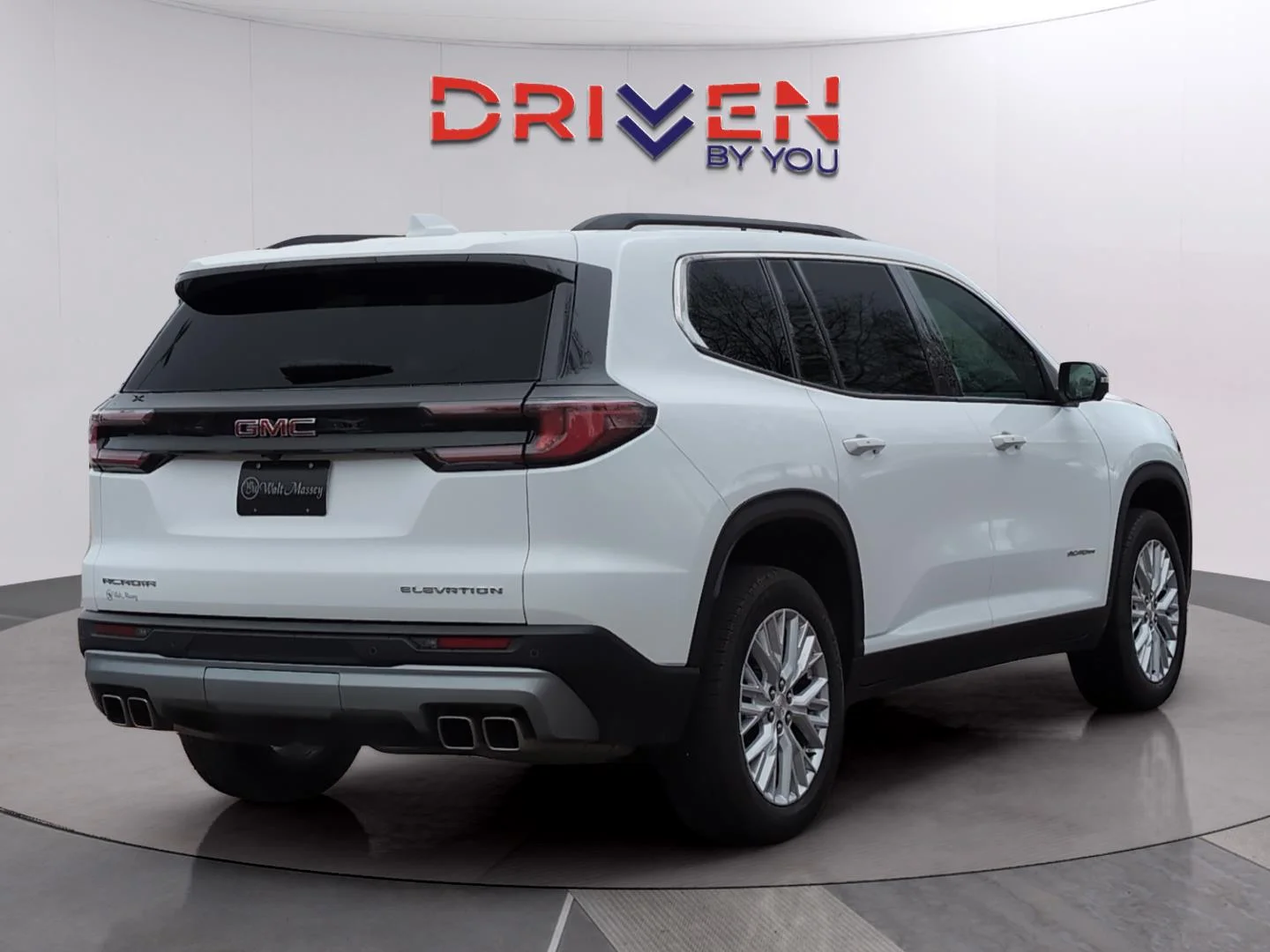New 2026 Summit White GMC Elevation image 5