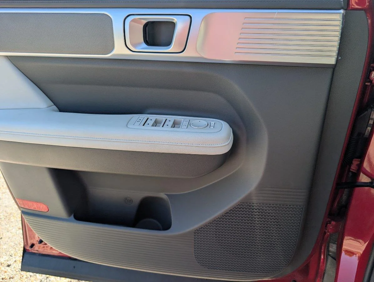Used 2026 Ultimate Red Hyundai SEL image 19
