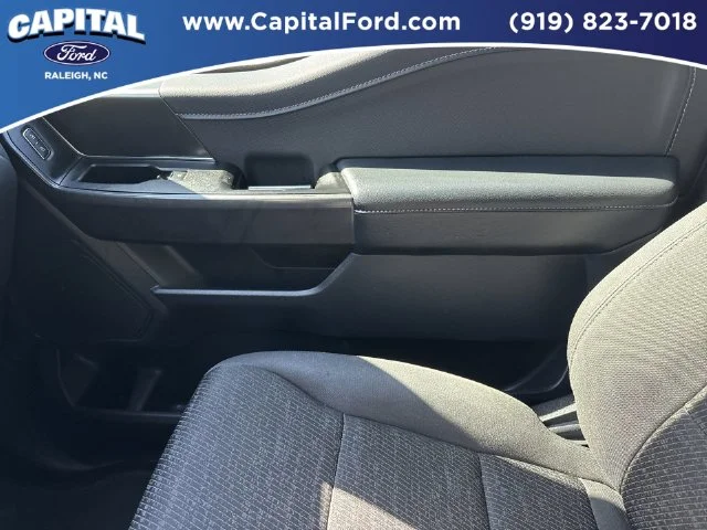 Used 2024 Silver Ford XLT image 28