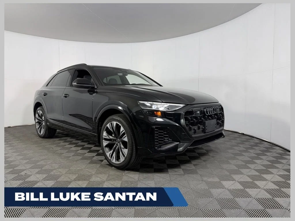 2025 Audi Q8 55 Premium quattro Tiptronic's photo