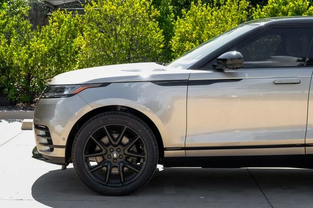 New 2026 Gold Land Rover Dynamic SE image 17