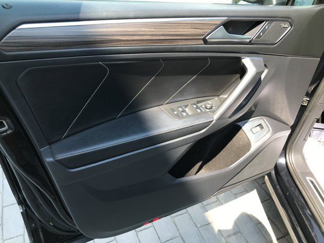 Certified Used 2023 Deep Black Pearl Volkswagen SEL R-Line image 14