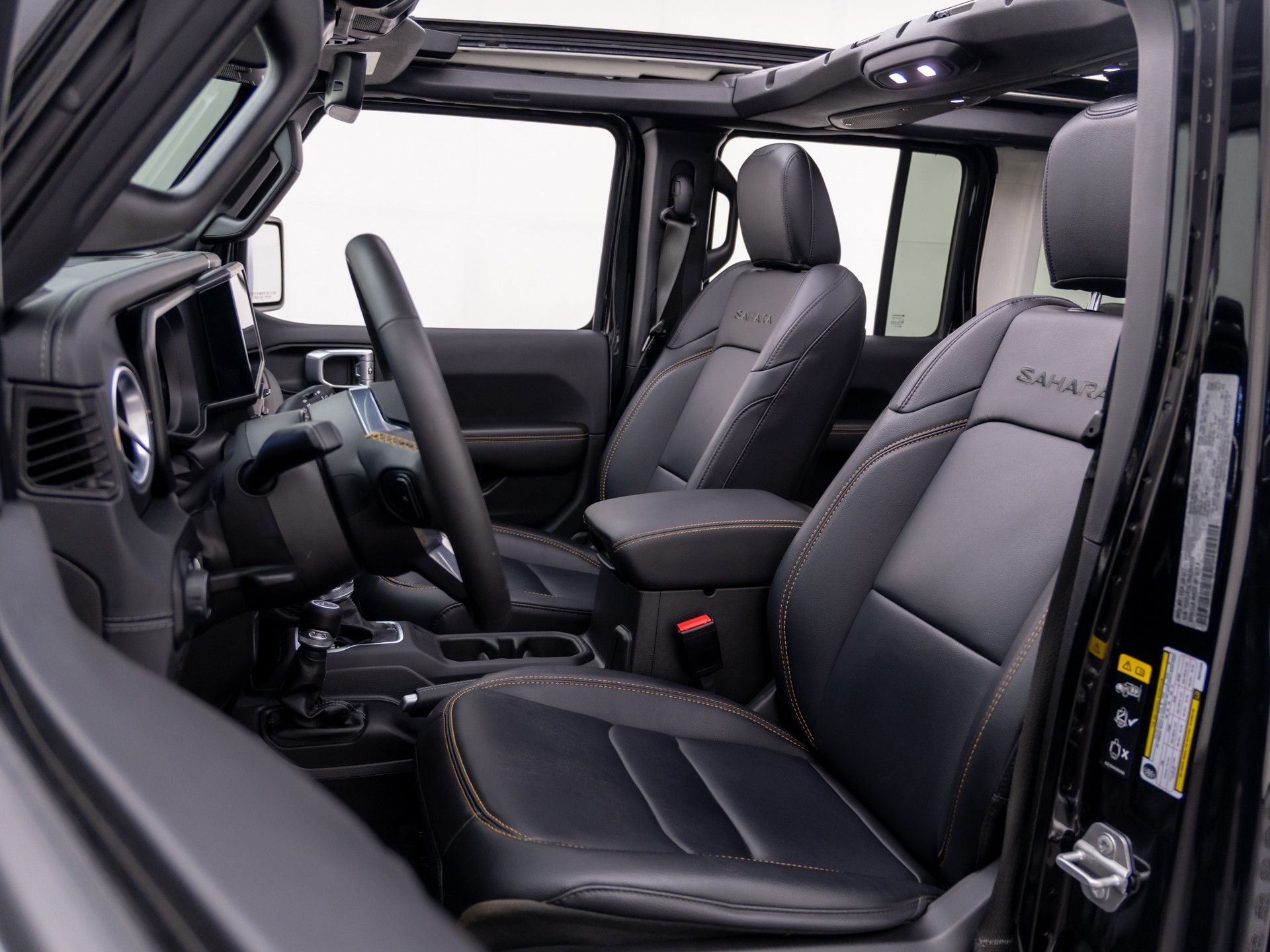 Used 2024 Black Jeep Sahara image 16