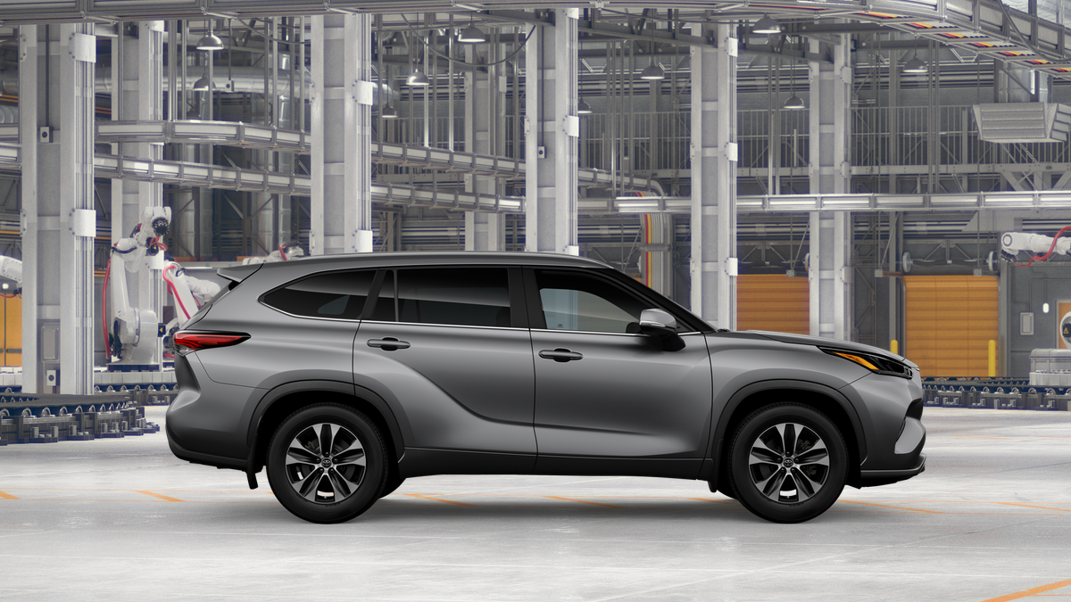 New 2026 Heavy Metal Toyota XLE image 12