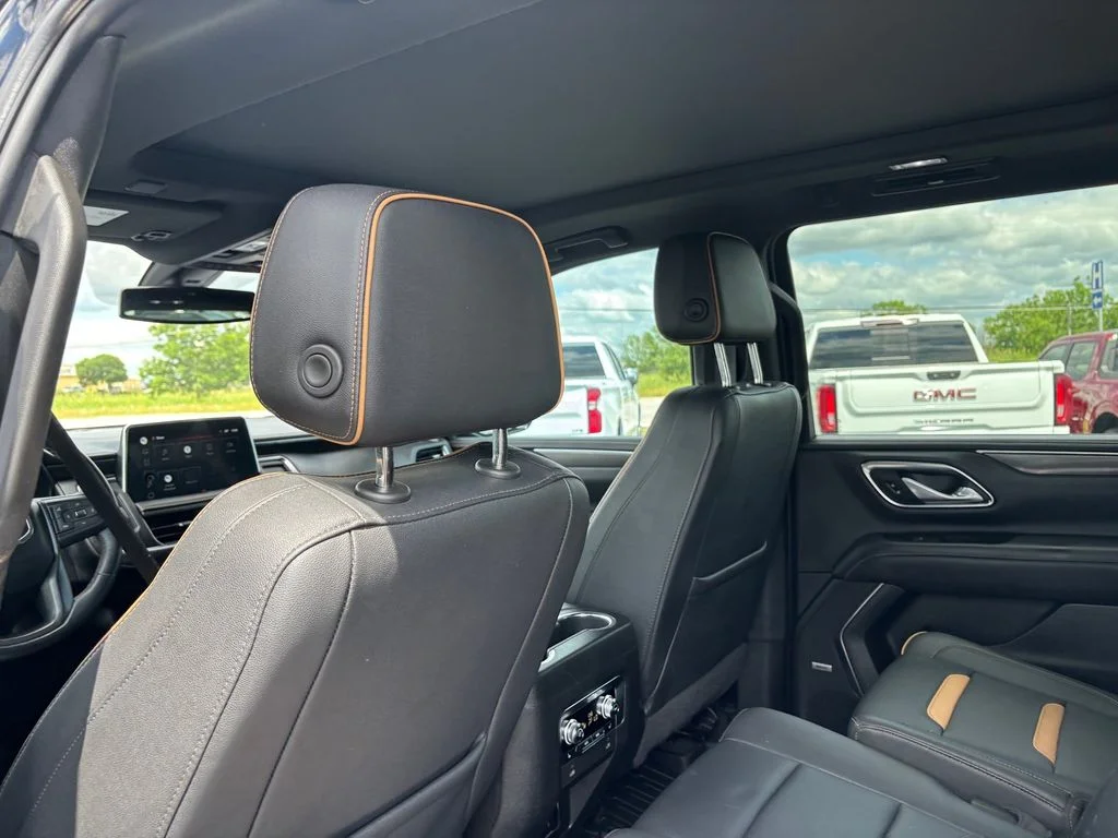 Used 2022 Black GMC AT4 image 28