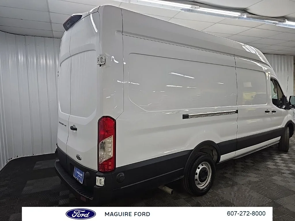 Used 2025 White Ford Base image 10
