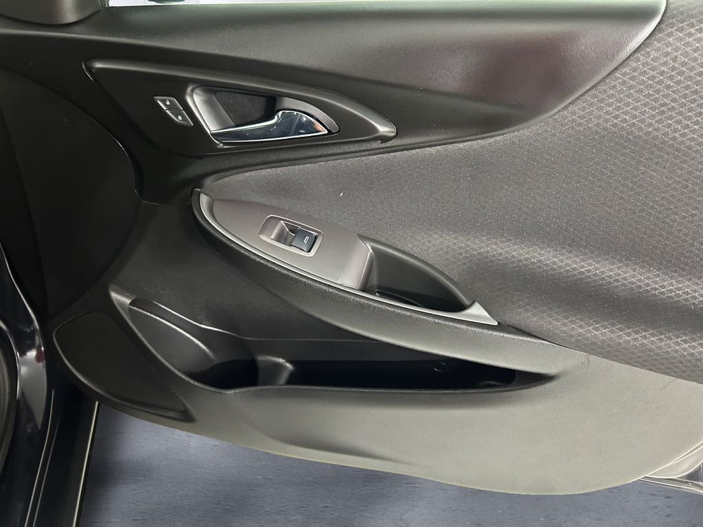 Used 2023 Gray Chevrolet LS image 15