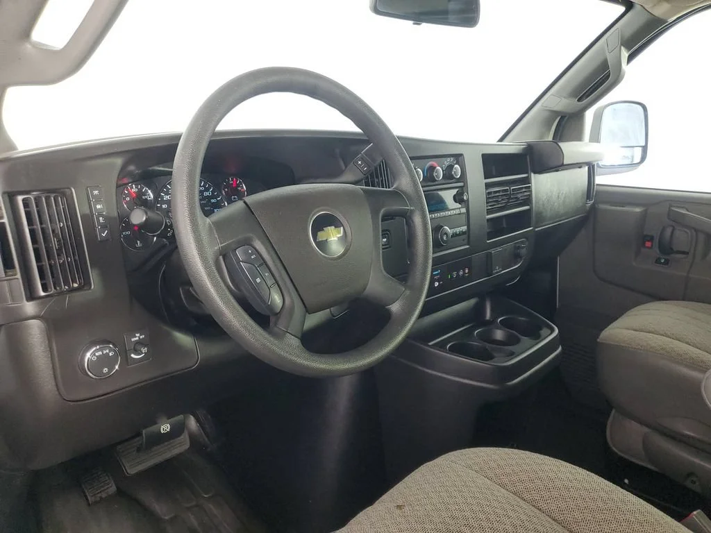 Used 2023 Summit White Chevrolet 1LS image 15