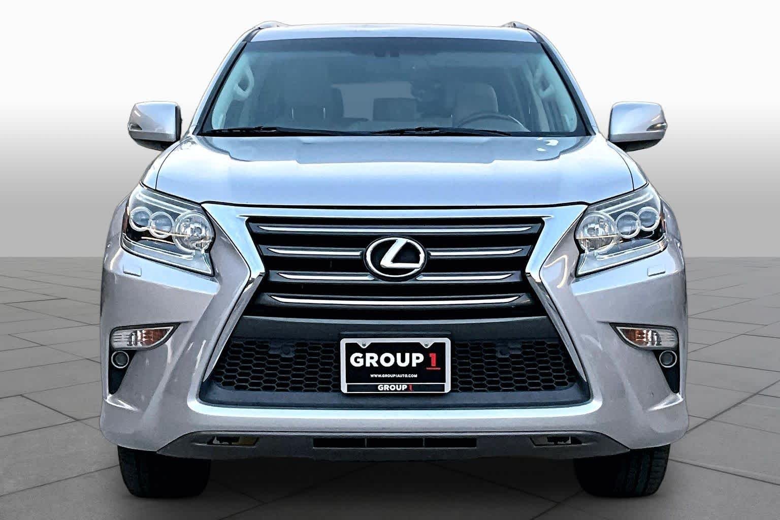 Used 2014 Tungsten Pearl Lexus Luxury image 3