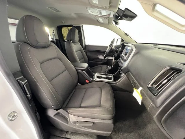 Used 2021 White Chevrolet LT image 28