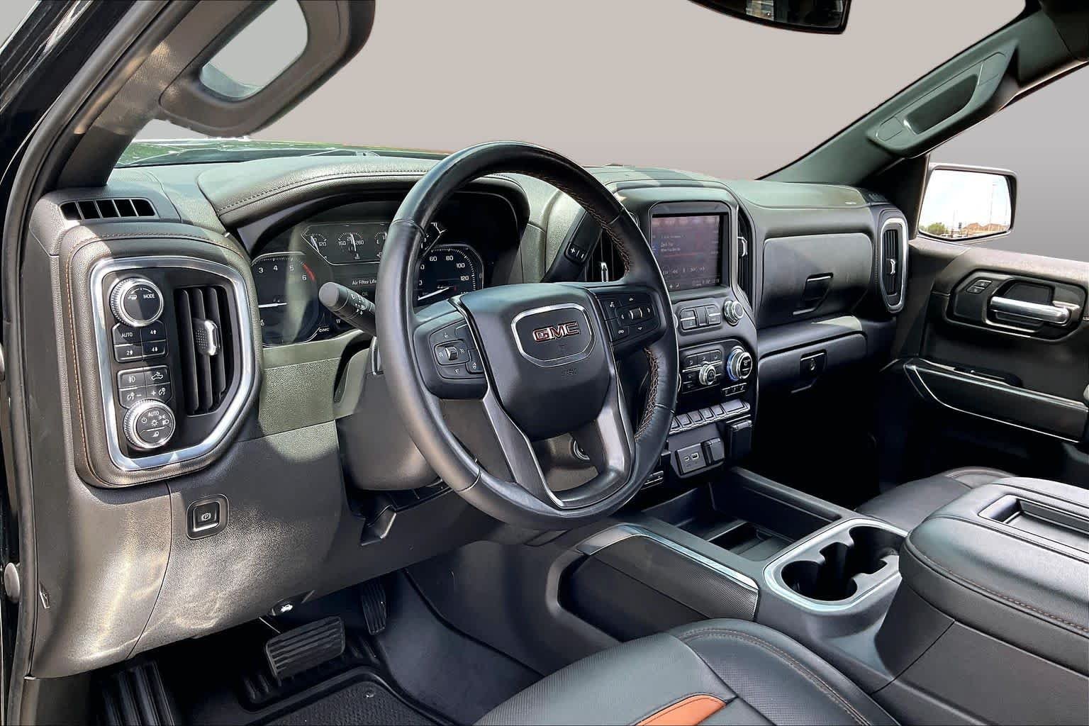 Used 2021 ONYX BLACK GMC AT4 image 17