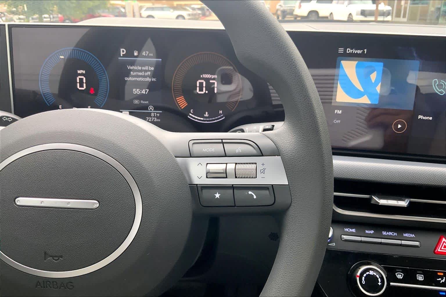 Used 2025 Abyss Black Hyundai SE image 24