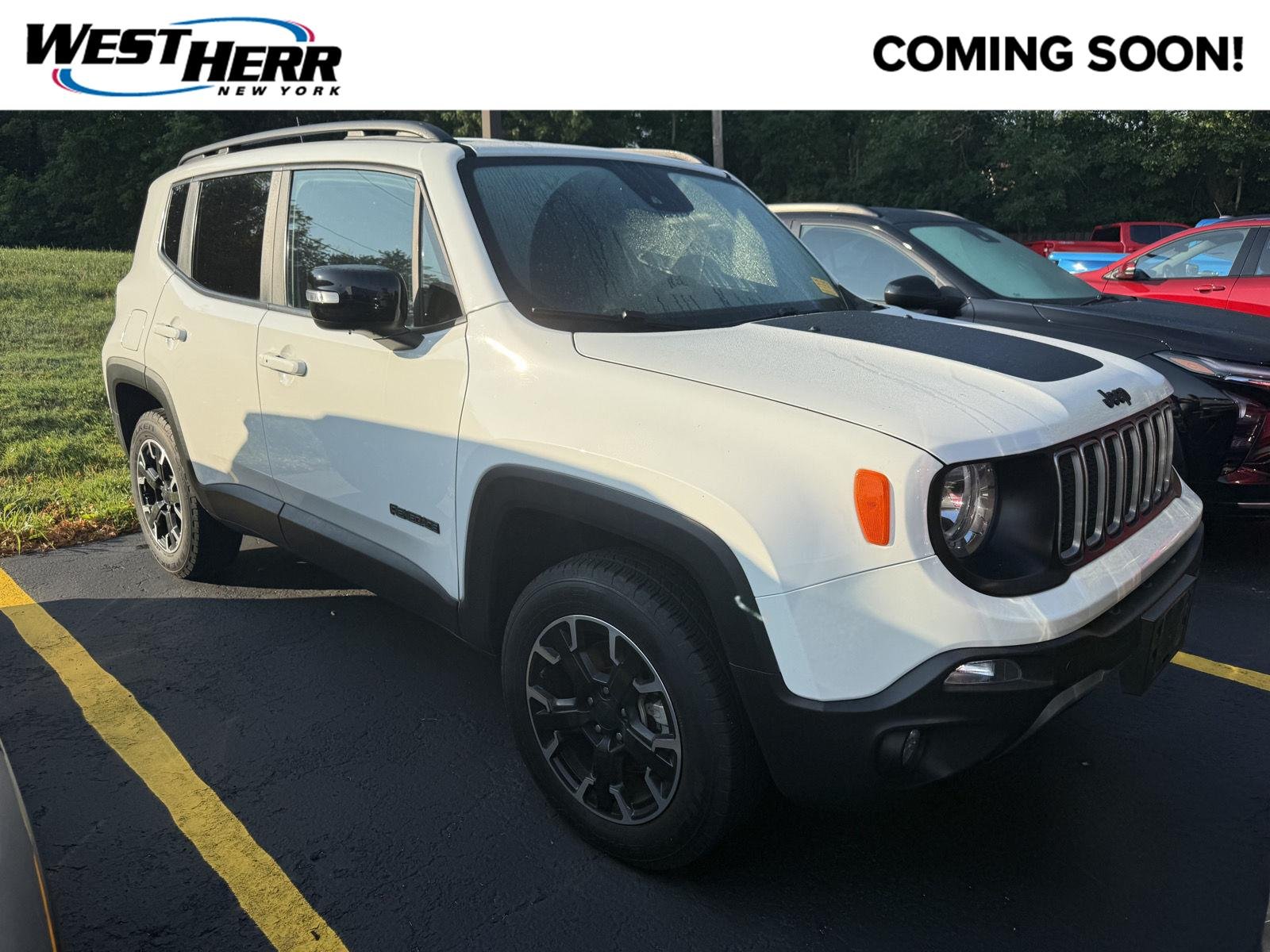 Used 2023 Alpine White Clearcoat Jeep Upland image 1