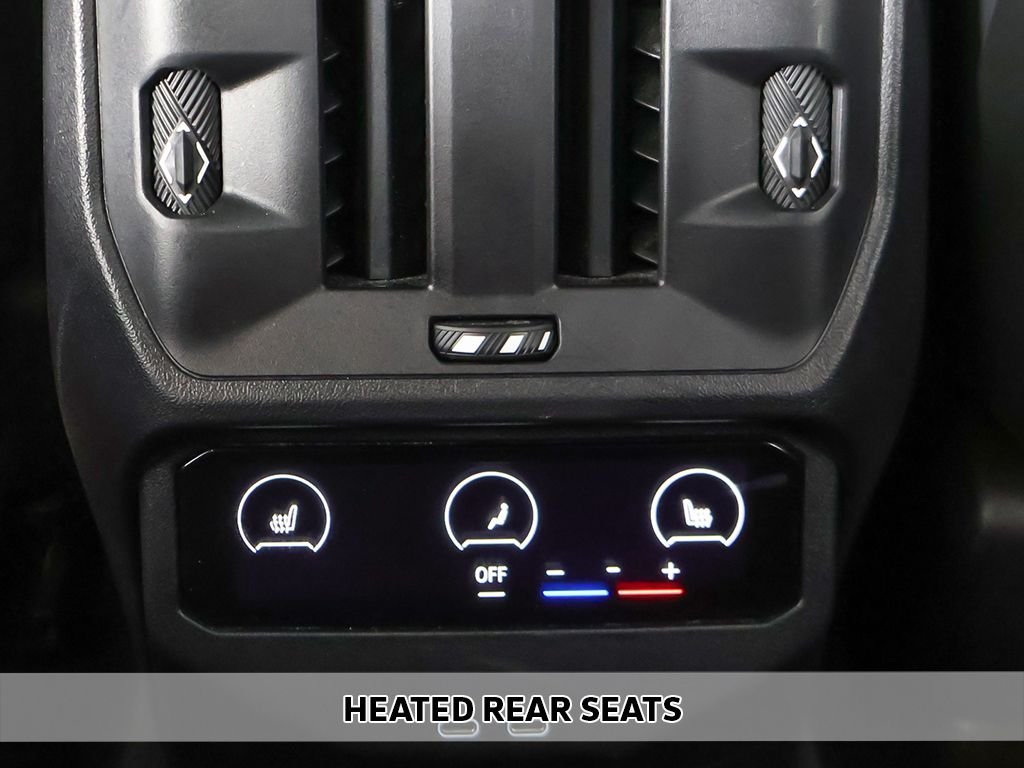 Used 2025 Black BMW M50 xDrive image 9