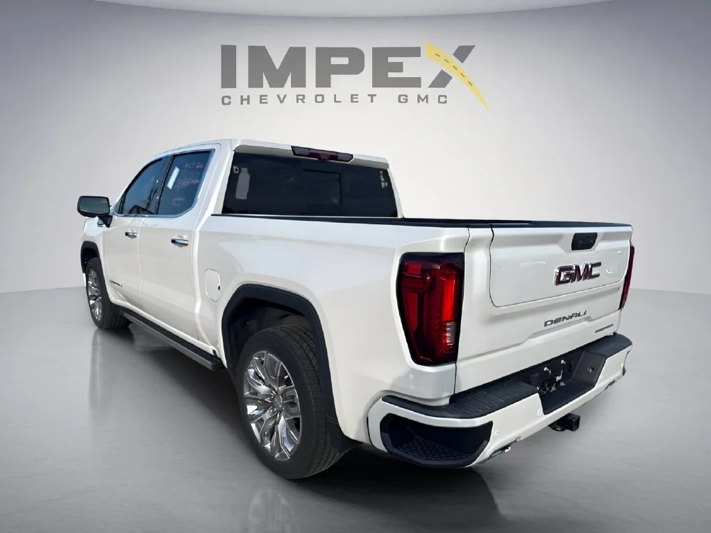 Used 2023 WHITE FROST TRICOAT GMC Denali image 3