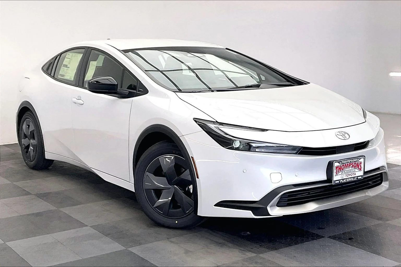 New 2026 Wind Chill Pearl Toyota SE image 1
