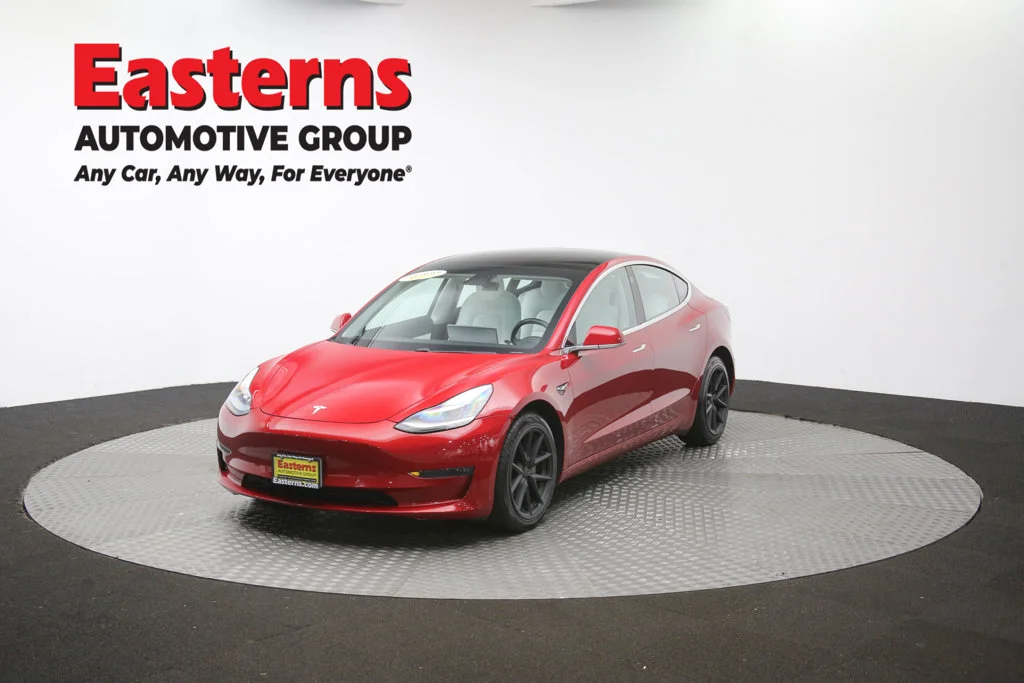 Used 2018 Red Tesla Long Range image 52