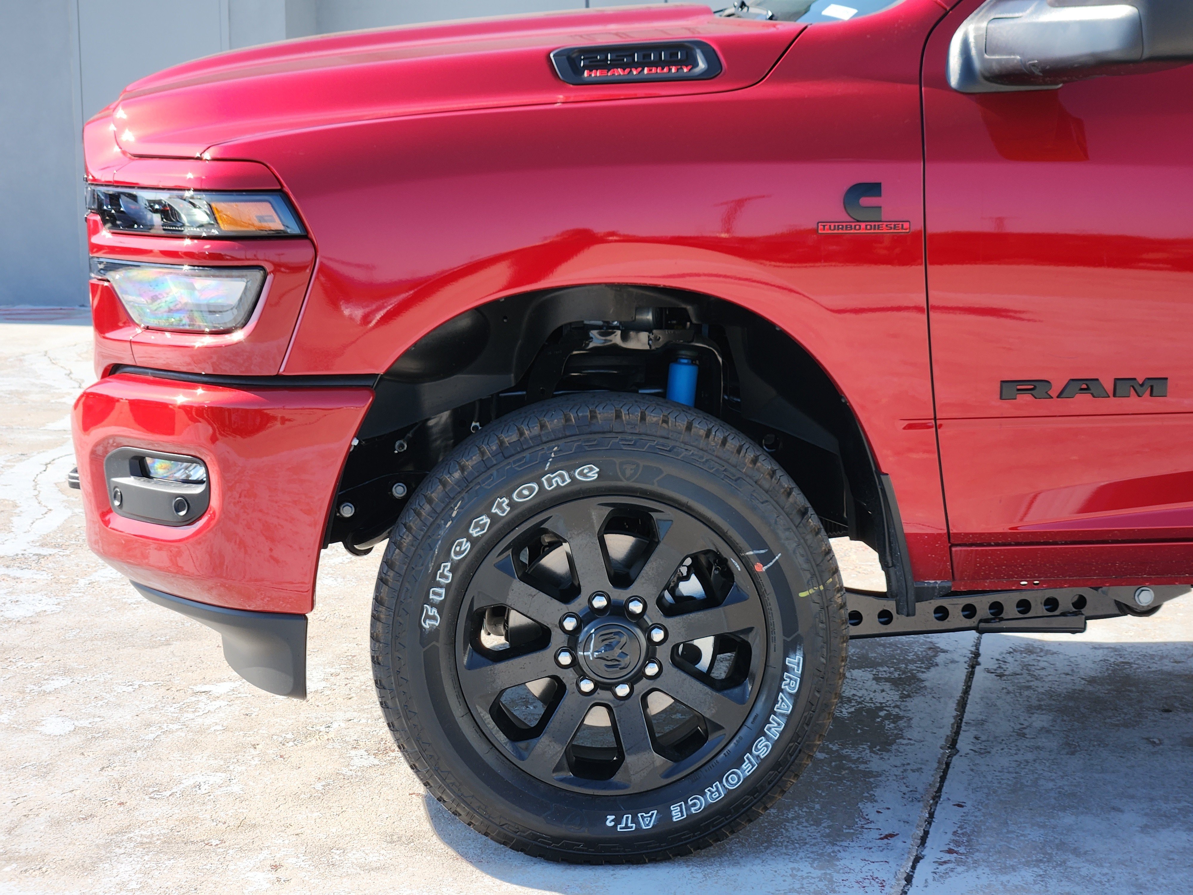 New 2026 Molten Red Pearl-Coat Exterior Paint RAM Big Horn image 5