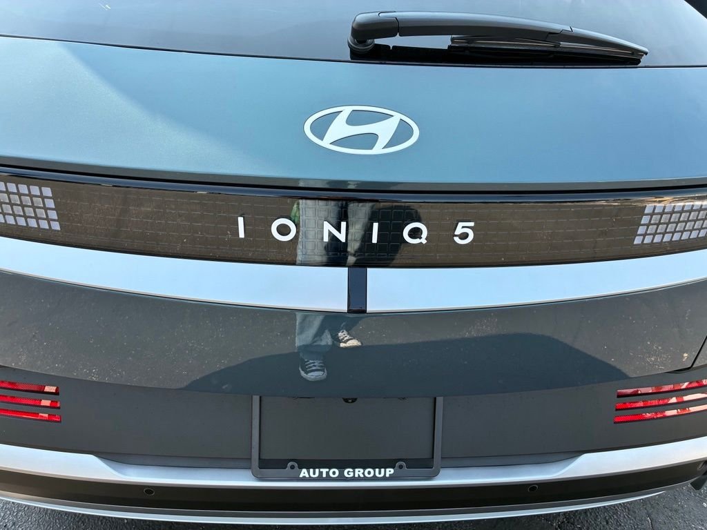 New 2026 Green Hyundai SE Standard Range image 28