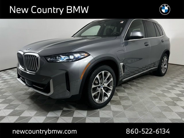 Used 2026 Skyscraper Grey Metallic BMW xDrive50e image 2
