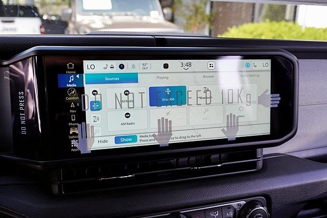 New 2025 Black Clear-Coat Exterior Paint Jeep Sport S image 29