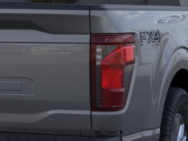 New 2026 Carbonized Gray Metallic Ford XLT image 43