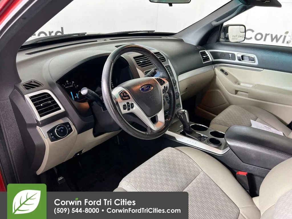 Used 2014 Sunset Ford XLT image 3