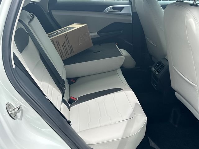 New 2026 White Volkswagen 1.5T SE image 16