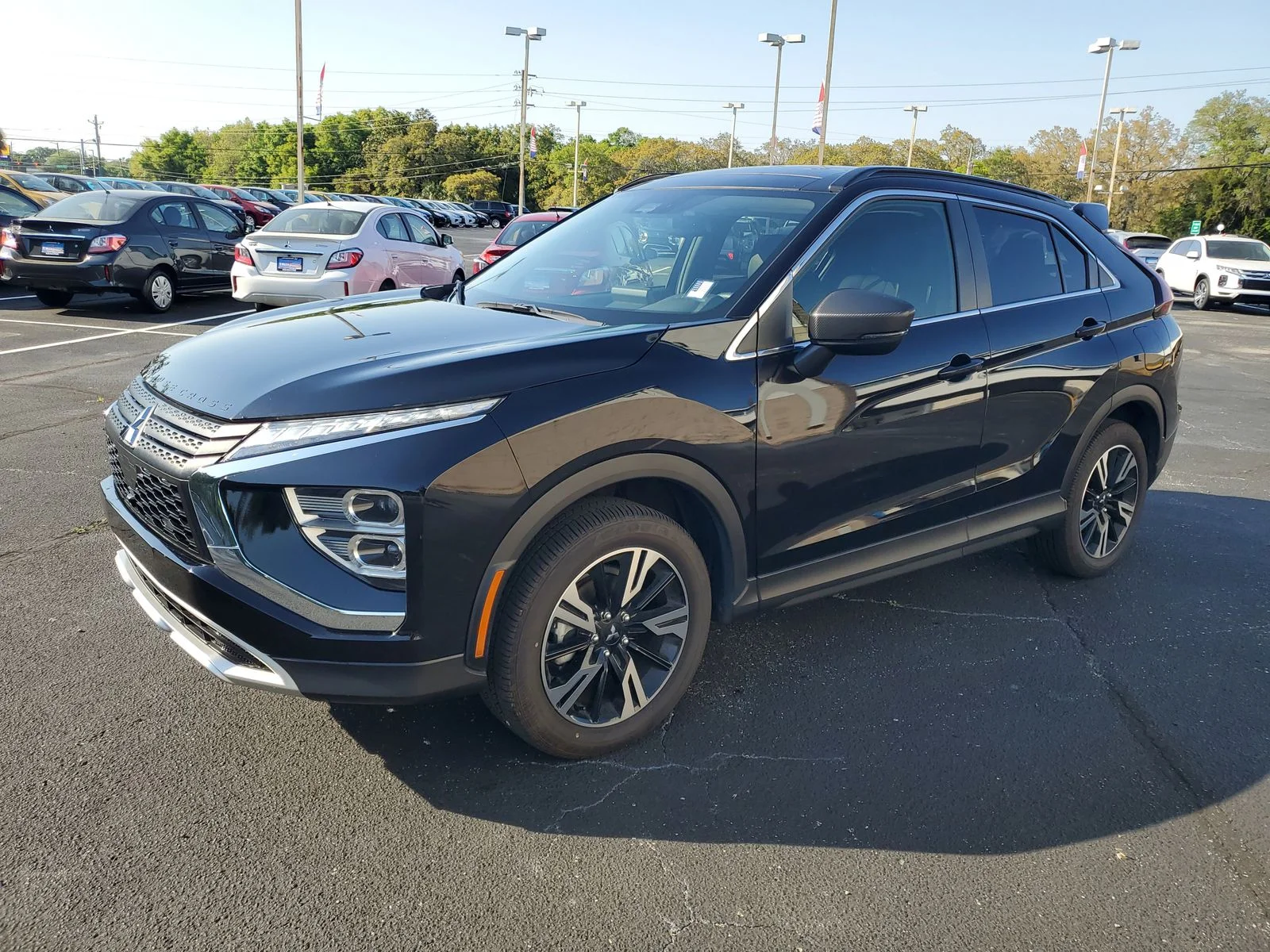 2024 Mitsubishi Eclipse Cross SE - Photo 2