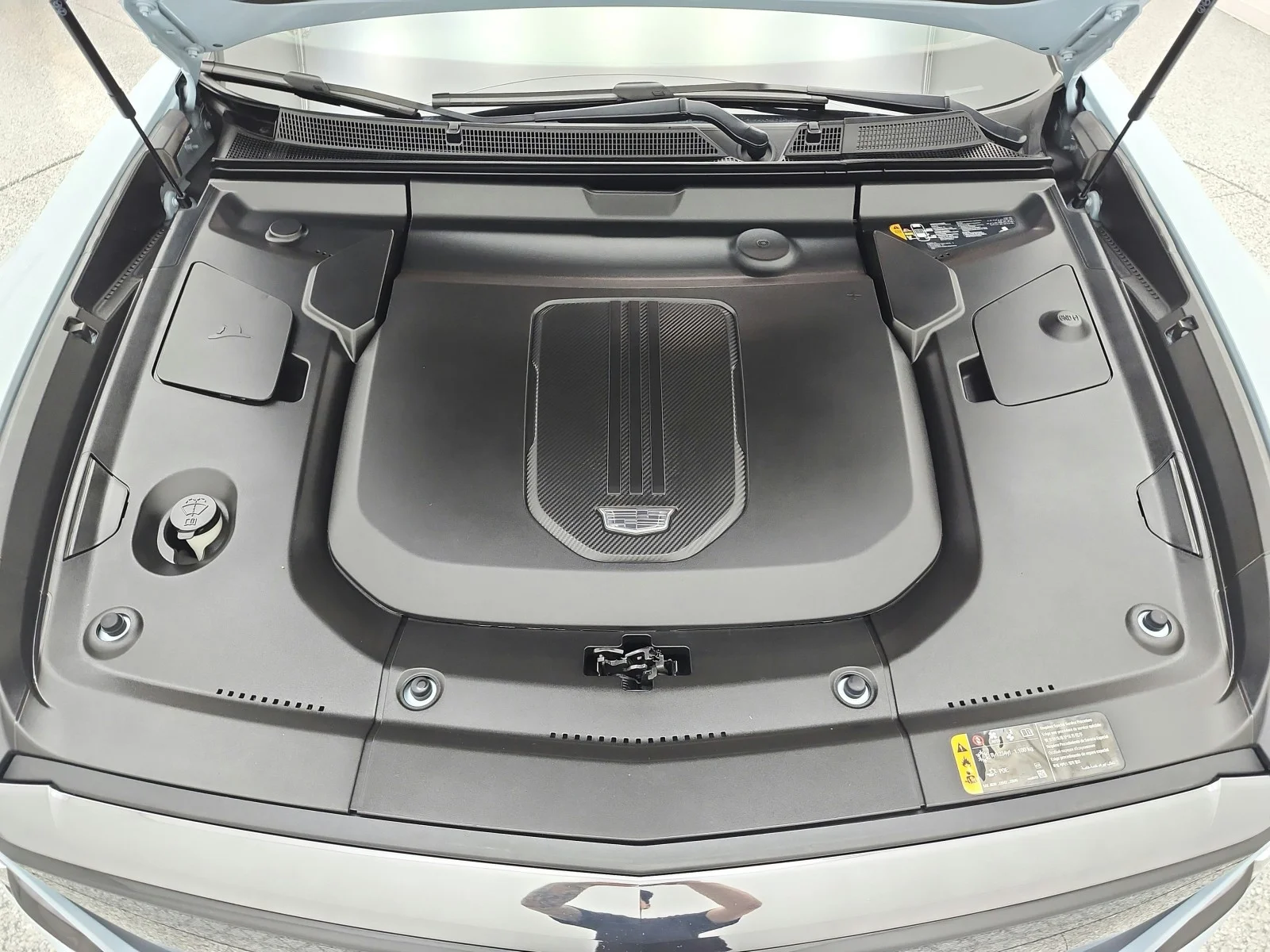Used 2024 Nimbus Metallic Cadillac Sport image 16