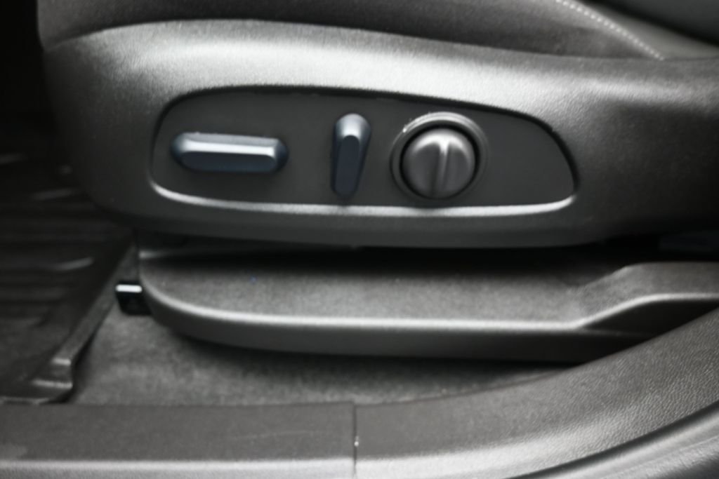 Used 2024 Gray Chevrolet LT image 33