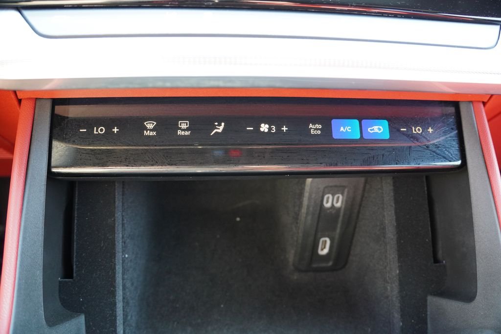 Used 2025 Silver Jeep Launch Edition image 32