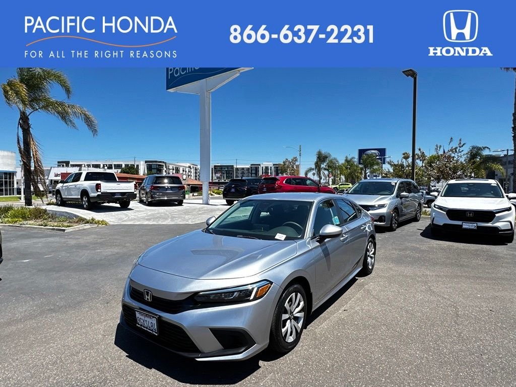 Used 2023 Silver Honda LX image 1