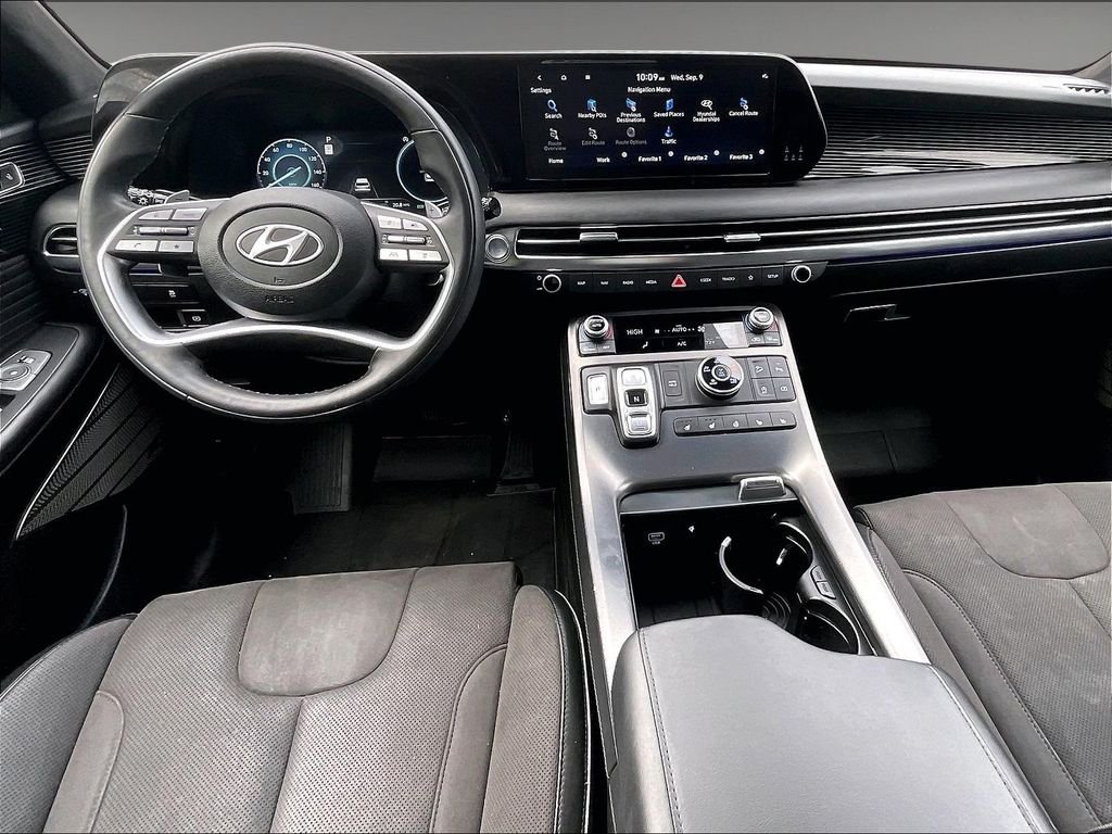 Used 2024 White Hyundai Calligraphy Night Edition image 22