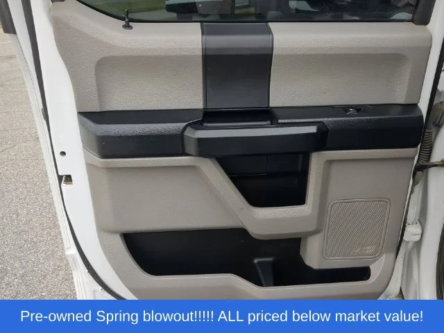 Used 2021 White Ford XL image 33