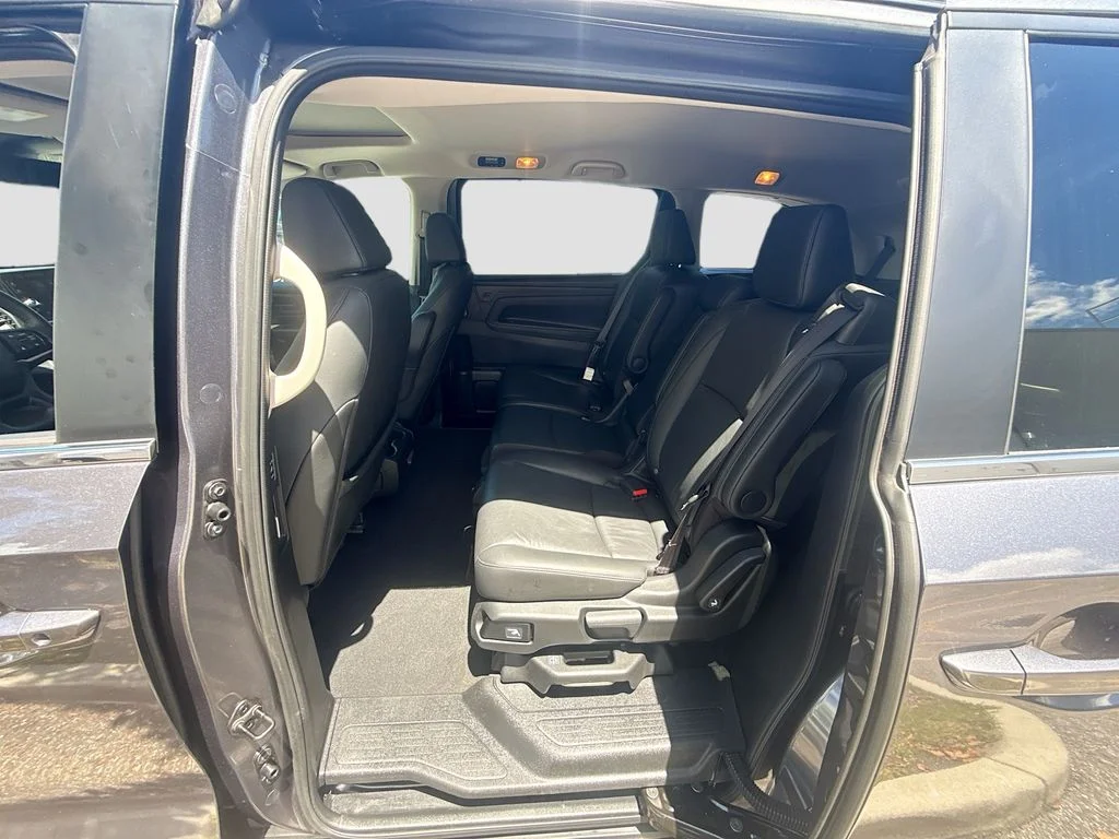 Used 2025  Honda EX-L image 27