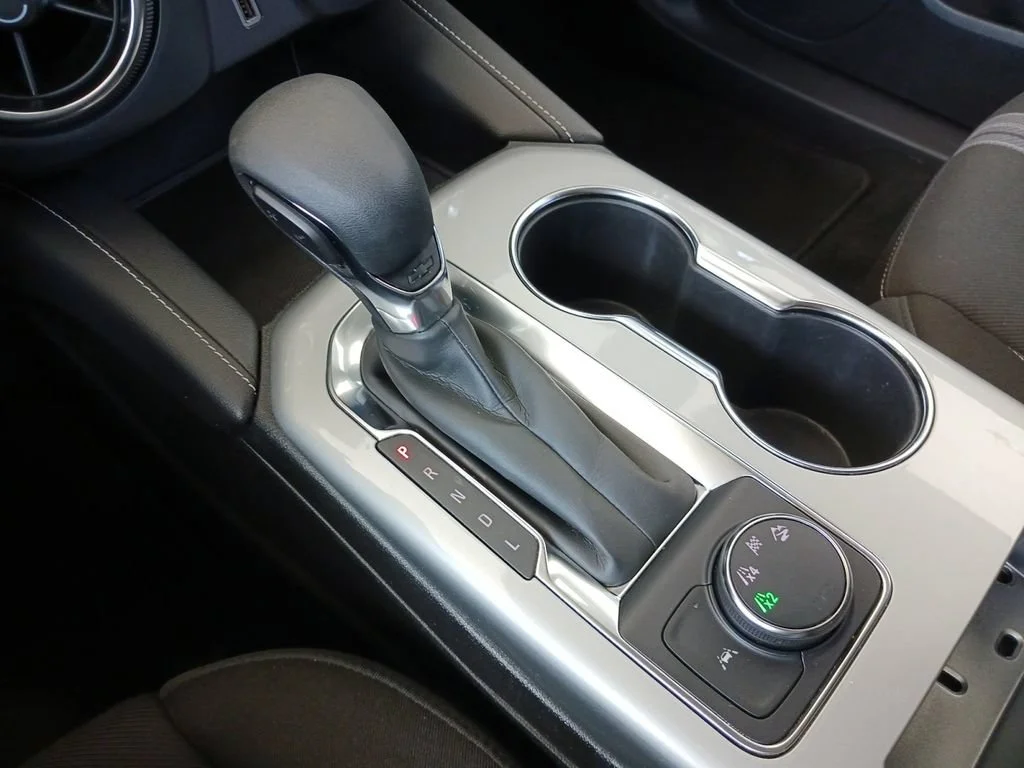 Used 2025 Sterling Gray Metallic Chevrolet 2LT image 33