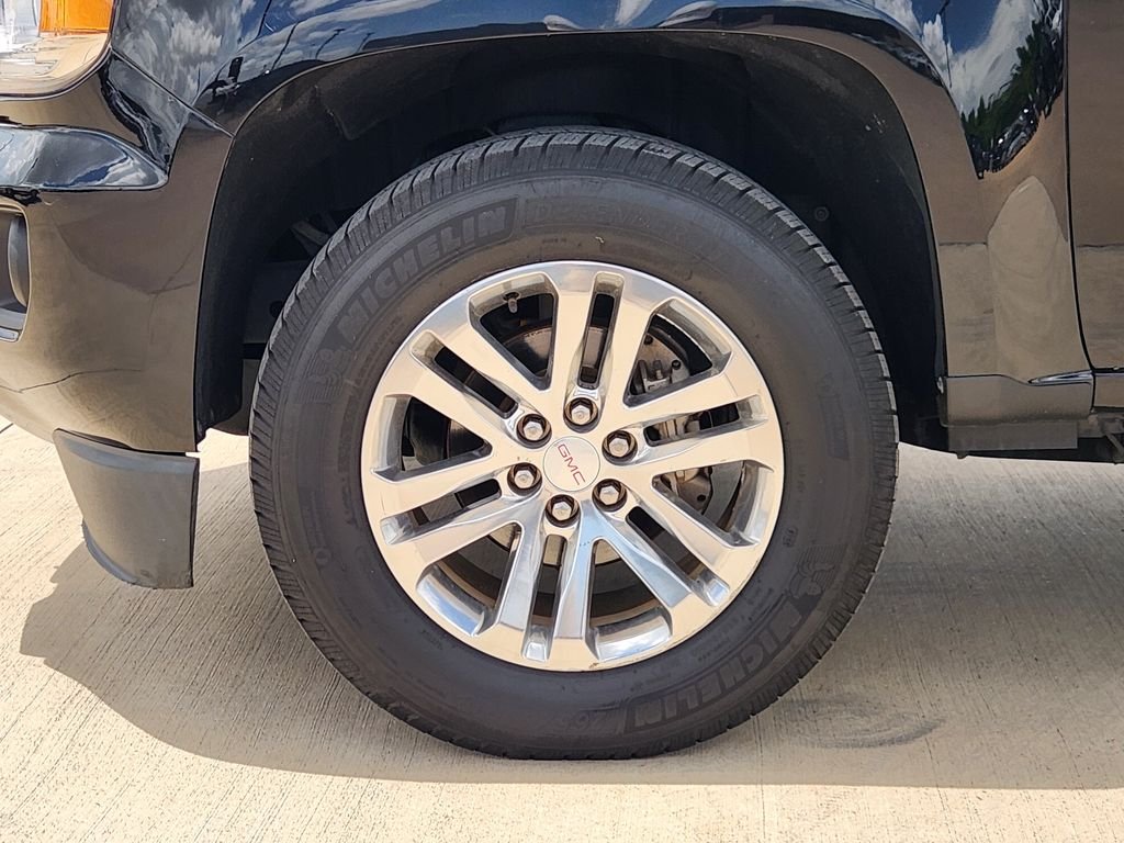 Used 2016 Onyx Black GMC 2WD SLT image 12
