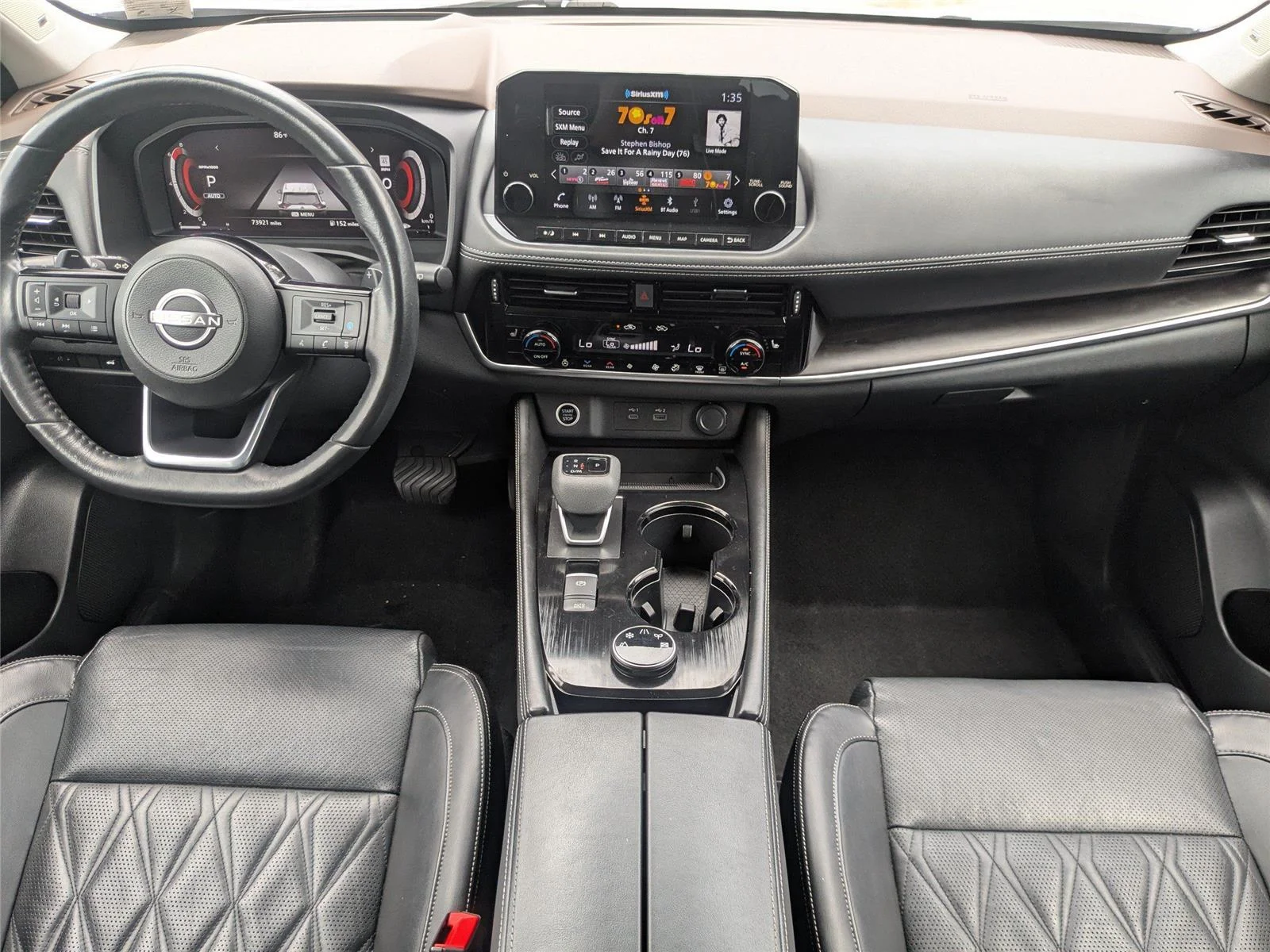 Used 2022 Brilliant Silver Metallic Nissan Platinum image 14