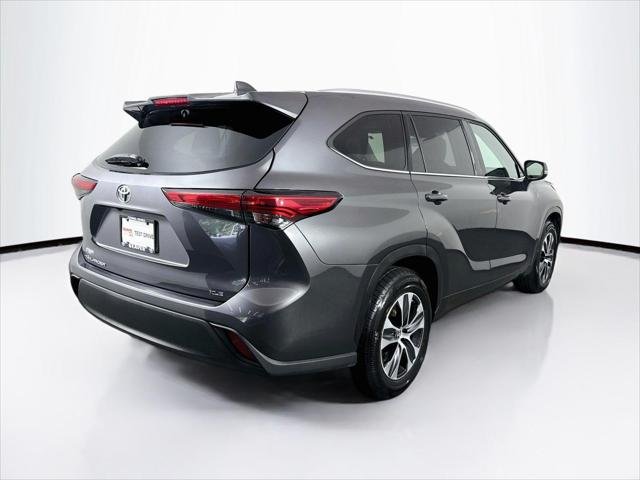 Certified Used 2021 MAGNETIC GRAY MET. Toyota  image 2