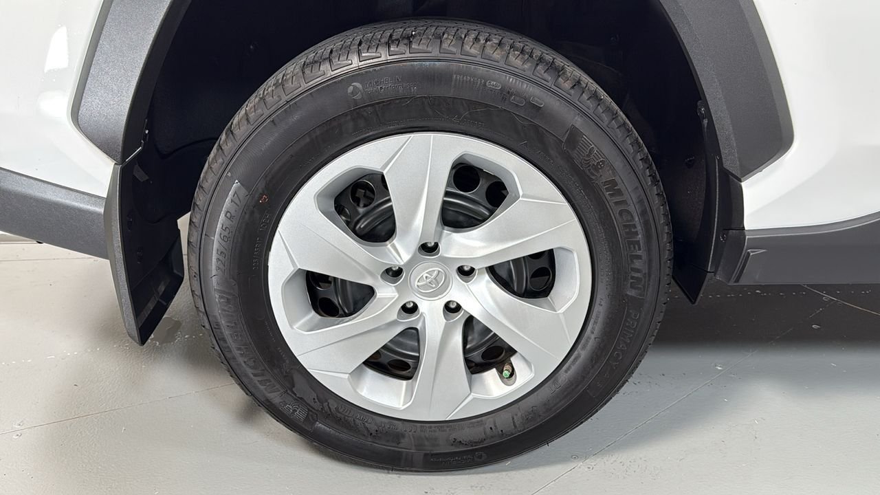 Certified Used 2025 White Toyota LE image 22