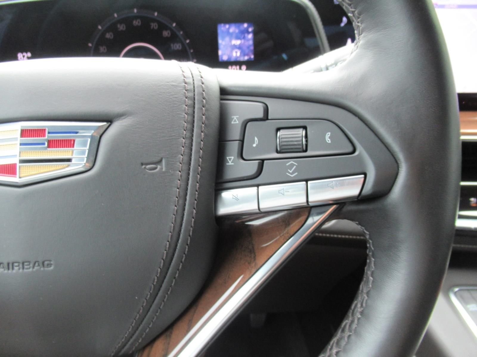 Used 2023 Red Cadillac Sport Platinum image 27