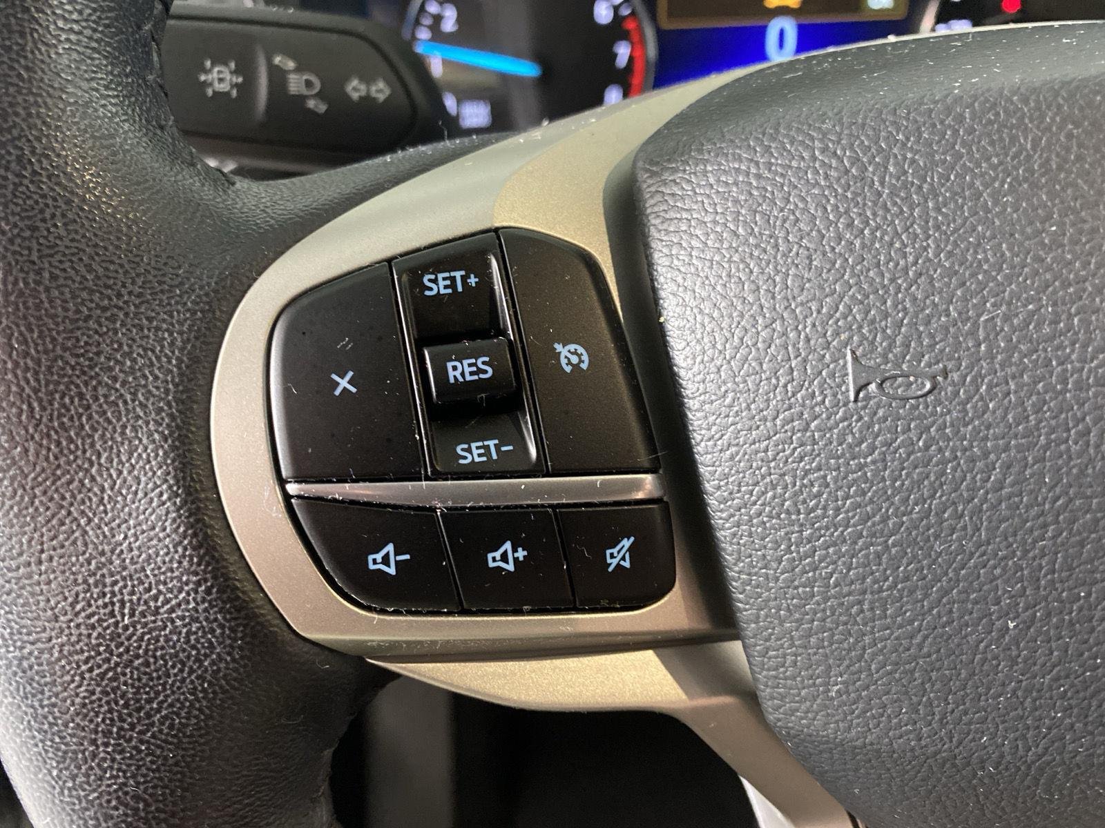 Used 2022 Agate Black Ford XLT image 18