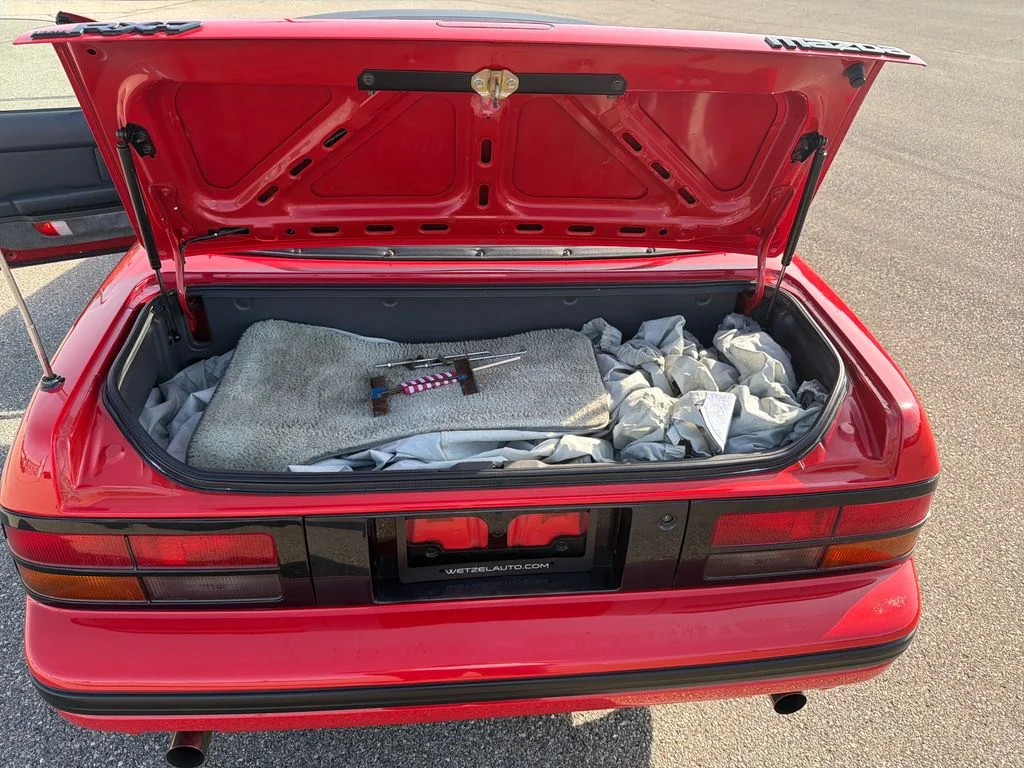 Used 1988 Red Mazda Base image 10
