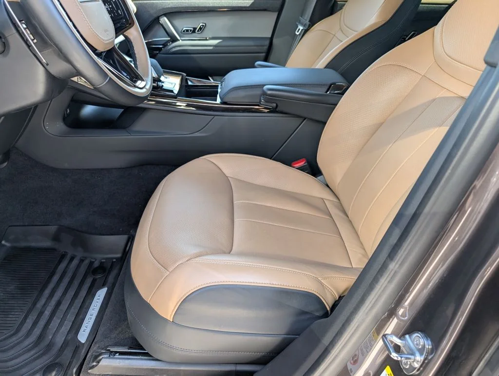 Certified Used 2025 Gray Land Rover Dynamic SE image 30