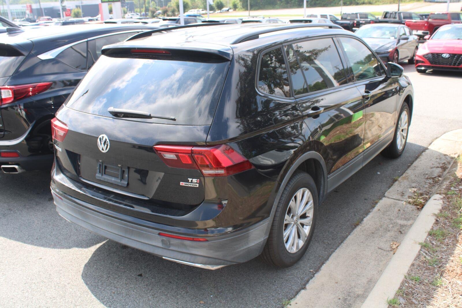 Used 2018 Deep Black Pearl Metallic Volkswagen S image 6