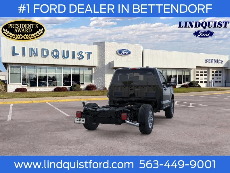 New 2026 Agate Black Metallic Ford F-350® XLT image 9