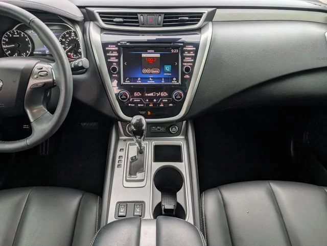 Used 2024 Gray Nissan SV image 7