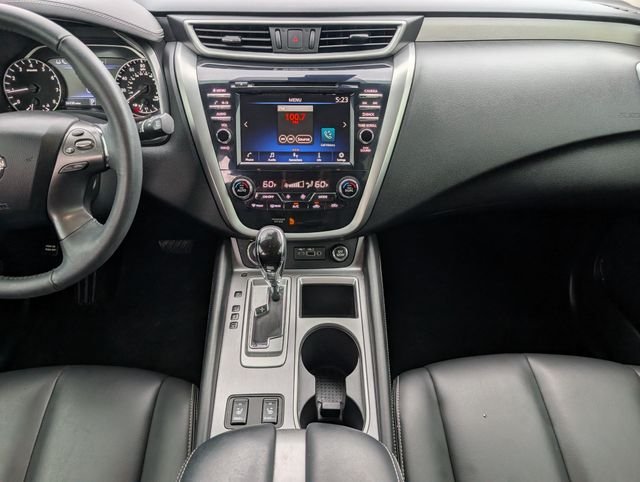 Used 2024 Gray Nissan SV image 7