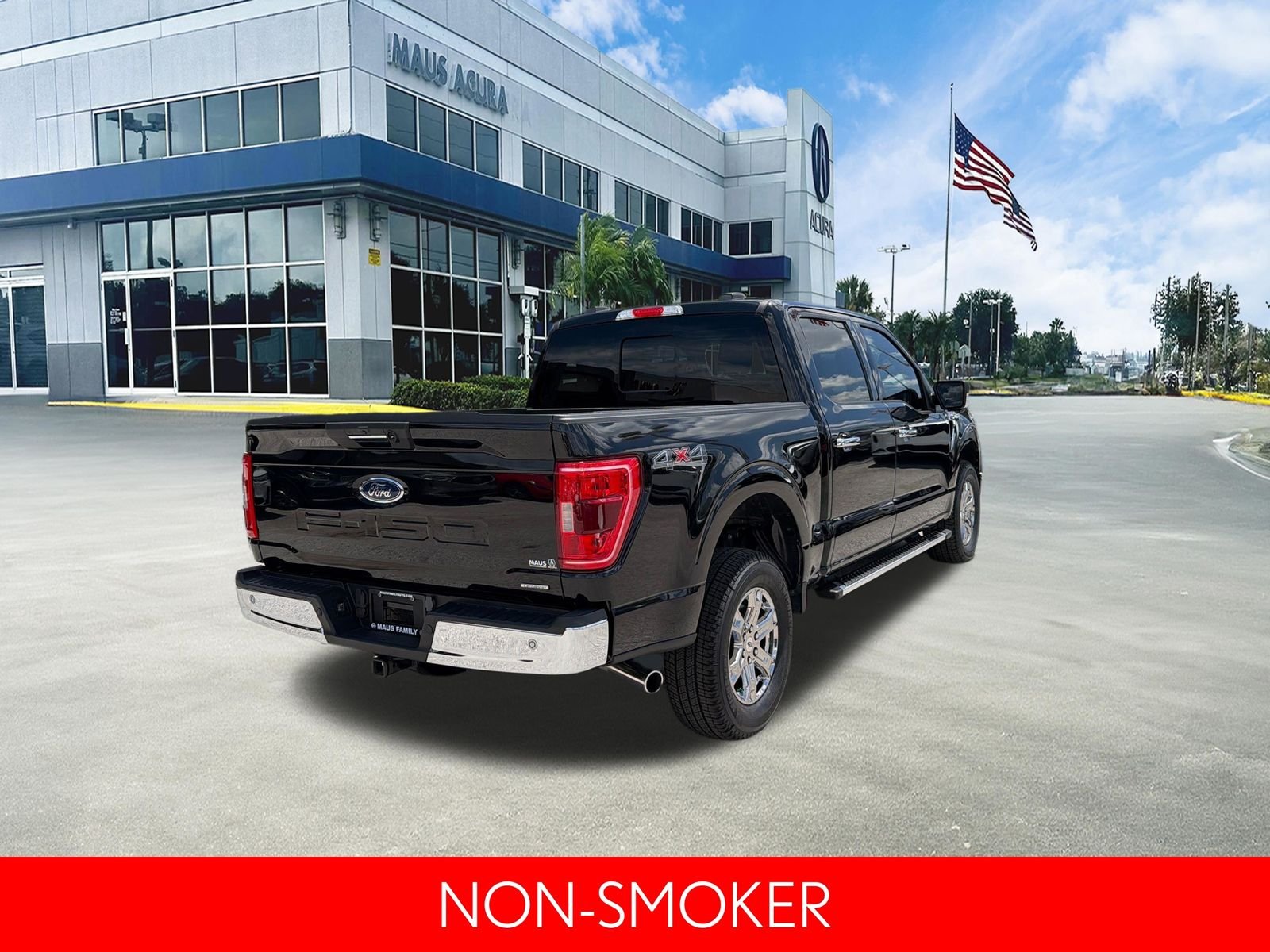 Used 2023 Black Ford XLT image 4